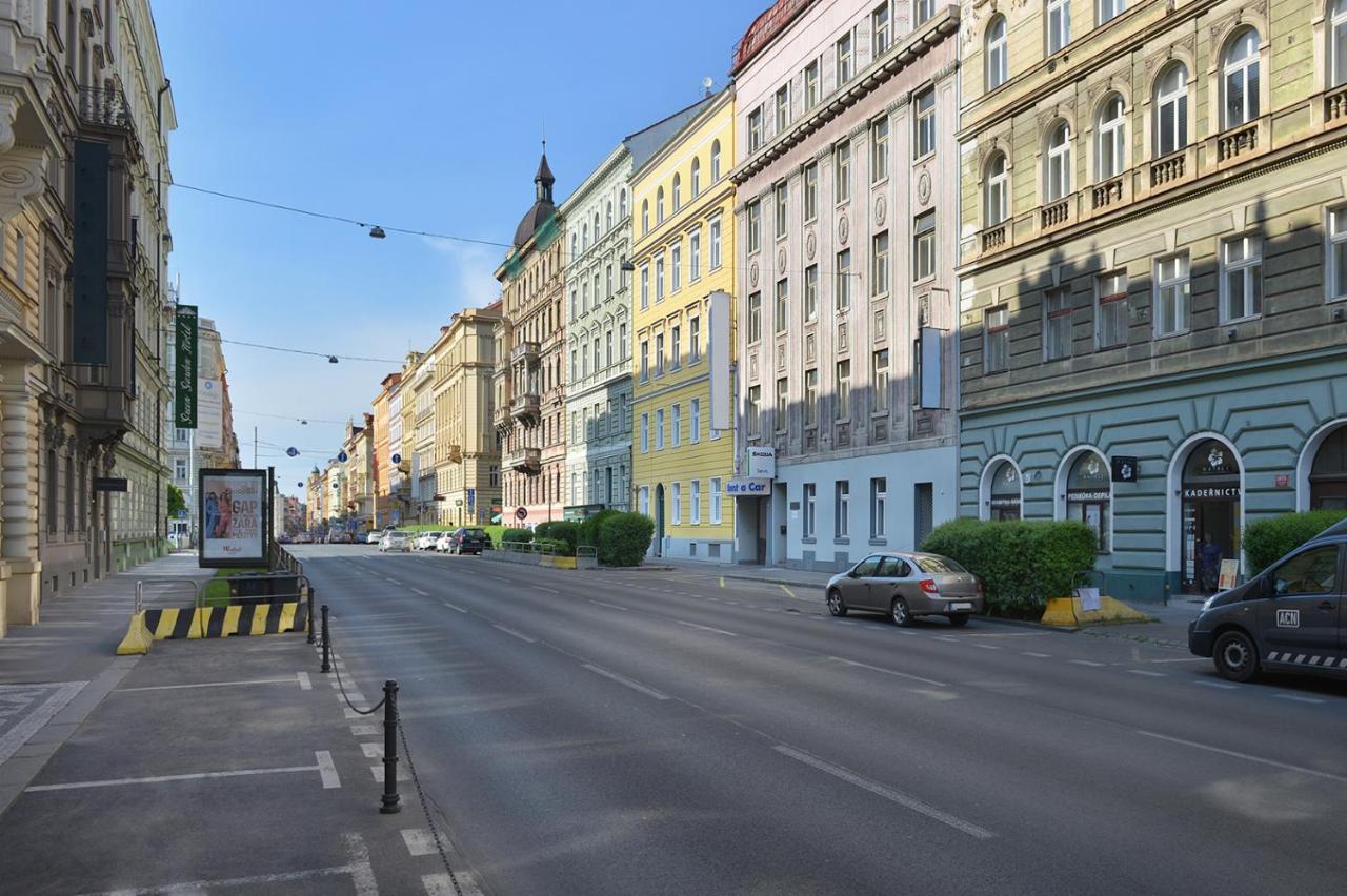 Prague Season Three Stars Hotel Exterior photo